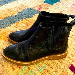 Botkier Chelsea boot in black leather